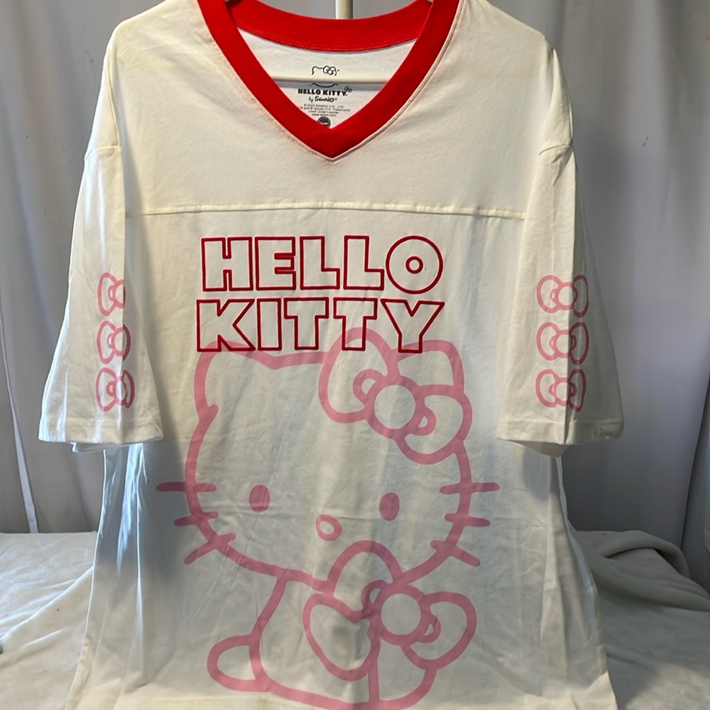 NEW Hello Kitty SS Jersey - Creamy White, Pink and Red